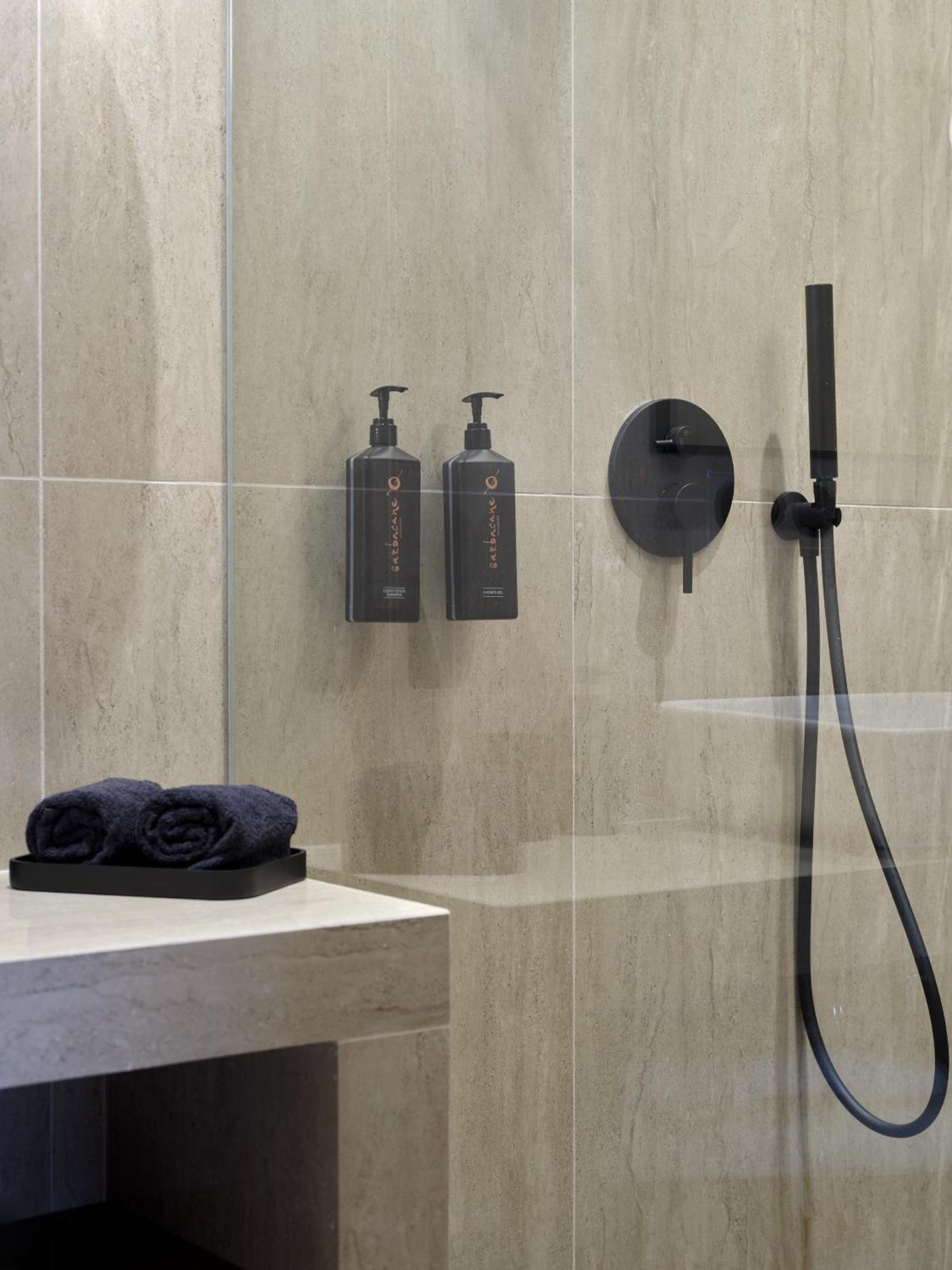 Haya Athens Loftie Suites Luaran gambar